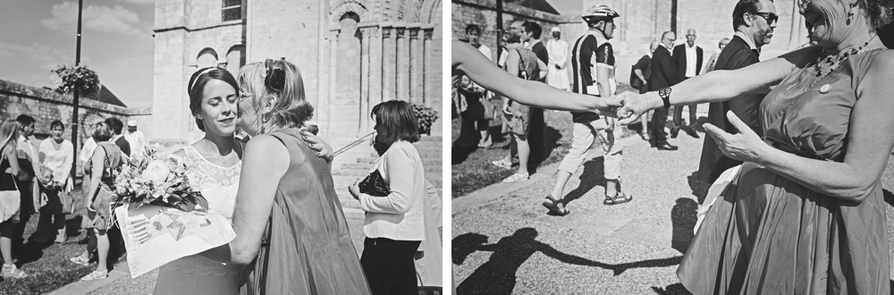 Mariage simple, végétal, fleuri, rustique à l'abbaye de Saint Martin de Boscherville en Normandie et réception de mariage aux grange de Bosc Grimont ; robe fluide dentelle, 2cv, polaroïd, costume et noeud papillon liberty par Emmanuelle Auzou de Vogue Photography, french wedding photographer in Normandy