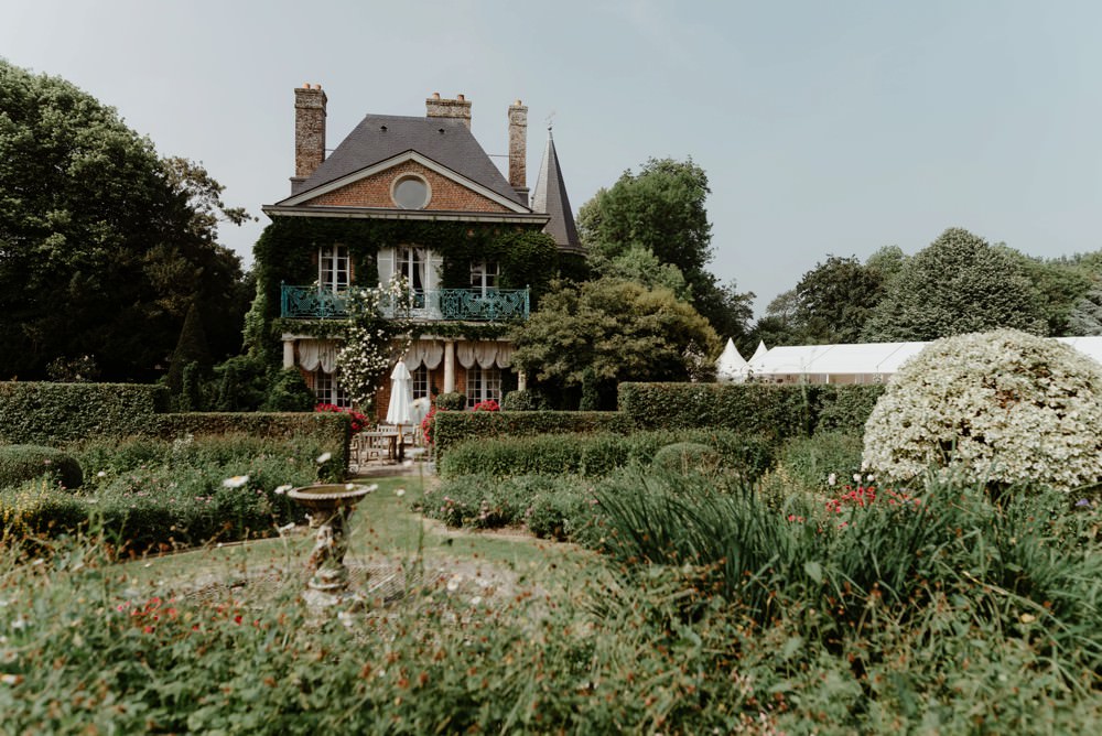 Photographe de mariage à l'Orangerie Saint Jean à La Chapelle sur Dun en Normandie - Salle de réception à la campagne, mariage sous tente