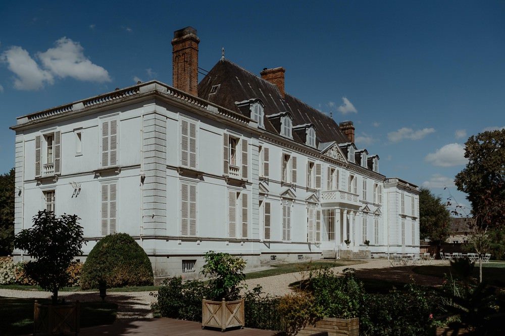 Mariage au Château Barthélémy à Paray-Douaville 78 - Mariage gay avec cérémonie laïque en extérieur - Photographies et Film par Emmanuelle Auzou et Laurent Hersent