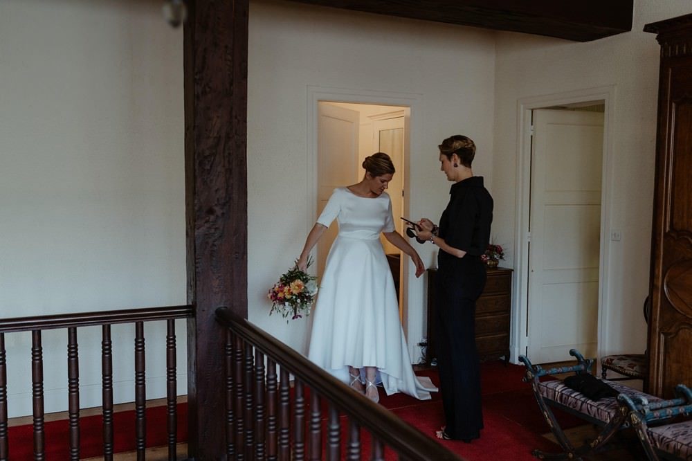 Photographe Mariage Le Touquet - Reportage de mariage dans la maison familiale, puis à l'église du Touquet puis à l'Opale Corner près de l'hippodrome du Touquet - Emmanuelle Auzou photographe de mariage