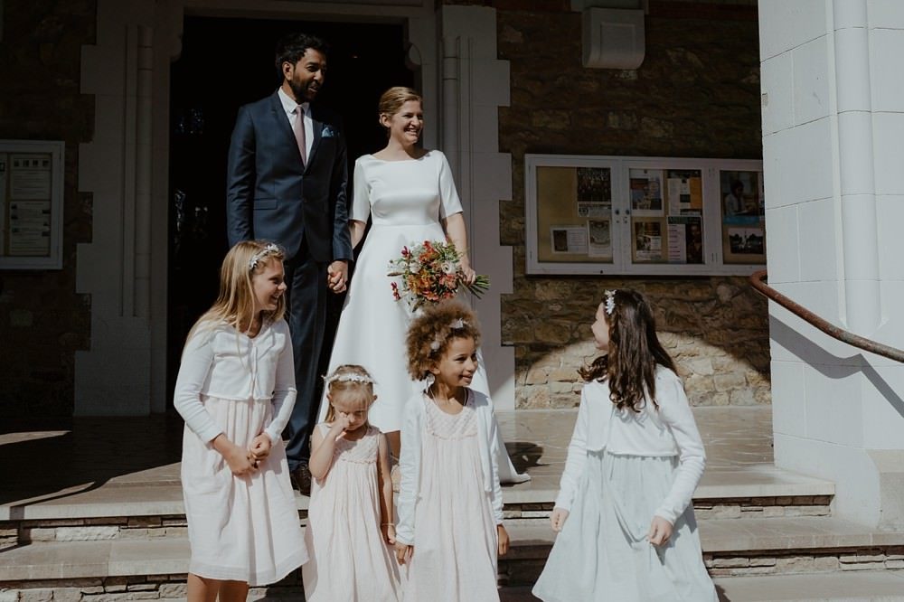 Photographe Mariage Le Touquet - Reportage de mariage dans la maison familiale, puis à l'église du Touquet puis à l'Opale Corner près de l'hippodrome du Touquet - Emmanuelle Auzou photographe de mariage