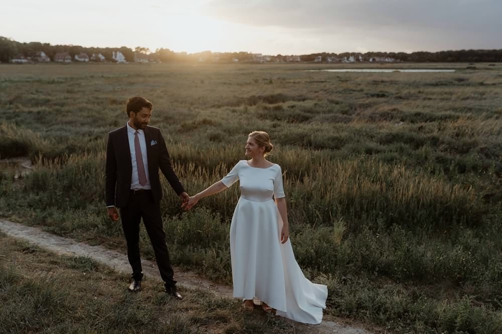 Photographe Mariage Le Touquet - Reportage de mariage dans la maison familiale, puis à l'église du Touquet puis à l'Opale Corner près de l'hippodrome du Touquet - Emmanuelle Auzou photographe de mariage