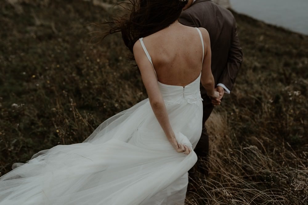 Photographe Elopement Normandie ; séance couple à Etretat 