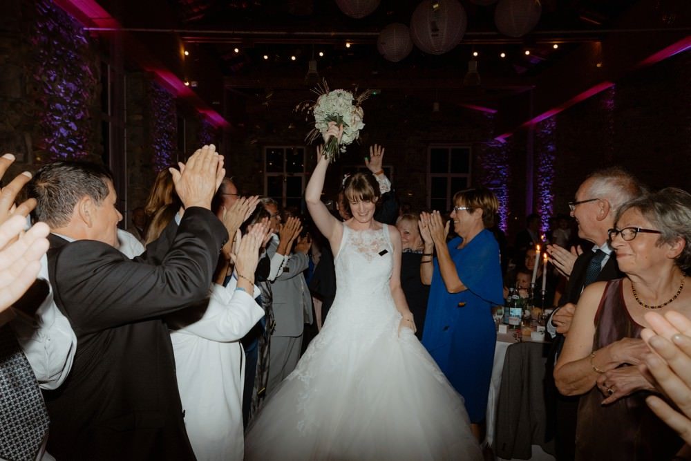 Photographe Mariage Granville - Vidéaste Mariage Granville - Cérémonie laïque au domaine de la Guérie à Coutances dans la Manche