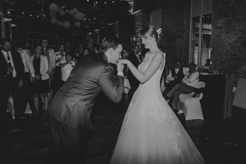 Photographe Mariage Granville - Vidéaste Mariage Granville - Cérémonie laïque au domaine de la Guérie à Coutances dans la Manche