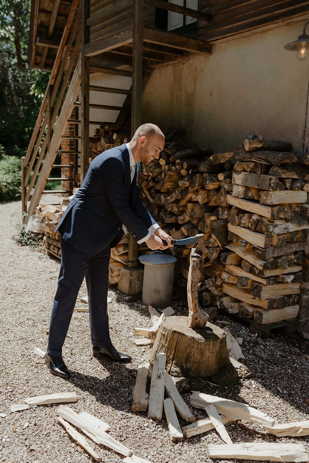 Mariage franco-hollandais folk et nature avec une robe Lorafolk en Normandie près de la mer