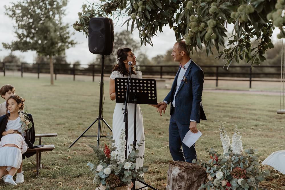 Un mariage laique dans le Calvados - Mariage sous tente nomade et décoration vintage