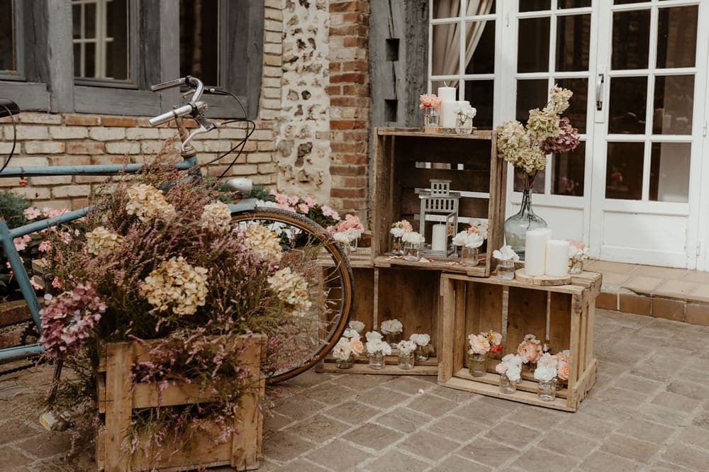 Mariage hygge et folk dans une jolie grange normande aux couleurs de l'automne