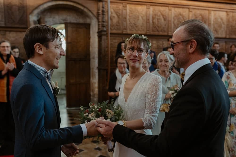 Mariage hygge et folk dans une jolie grange normande aux couleurs de l'automne