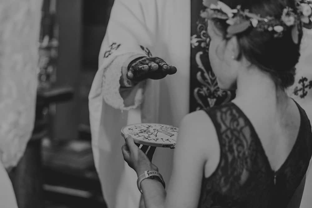 Mariage hygge et folk dans une jolie grange normande aux couleurs de l'automne