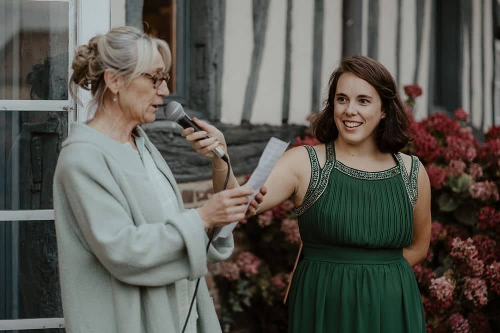 Mariage hygge et folk dans une jolie grange normande aux couleurs de l'automne