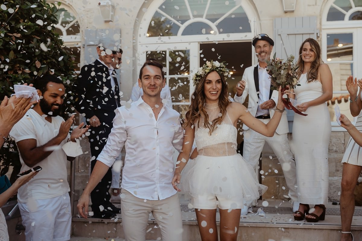 Un mariage laïque boho au fort de la prée sur l'île de ré et à Saint-Martin-de-Ré